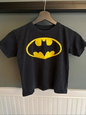 Batman Youth M Tshirt